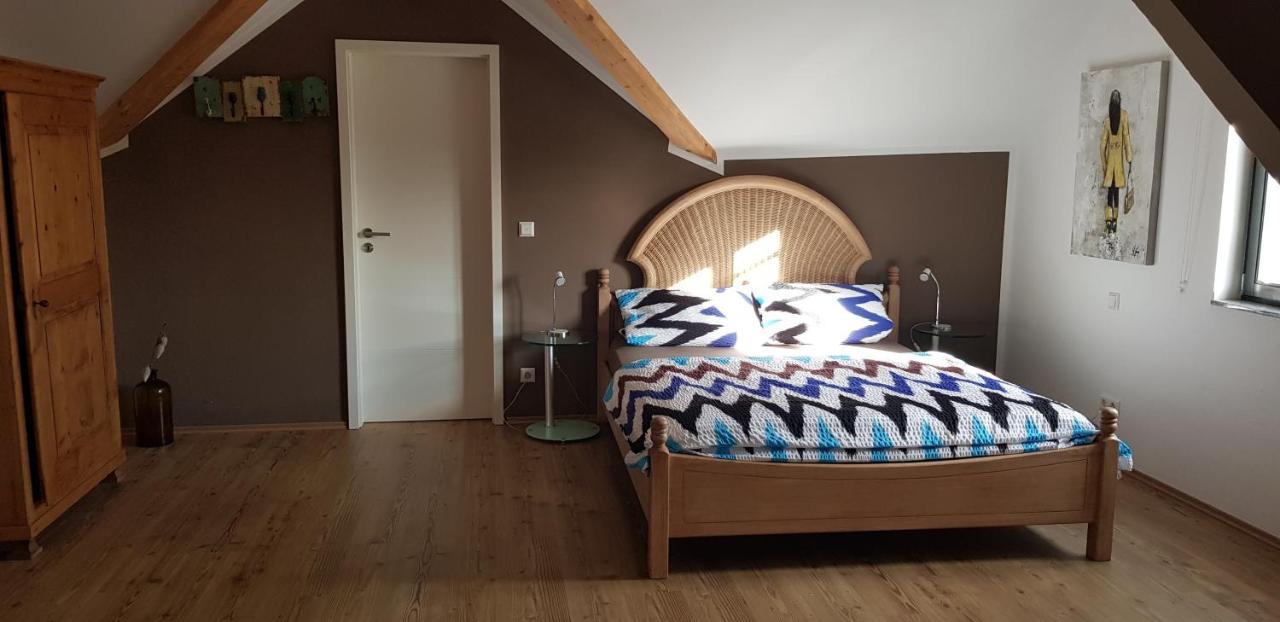 Weingut Schunck Apartment Лайнсвайлер Екстериор снимка